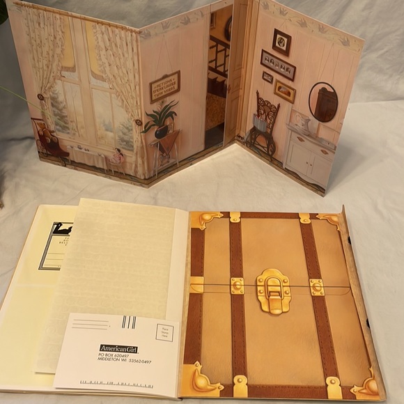 Authentic American Girl - Samanthas Paper Dolls Book - Picture 3 of 4